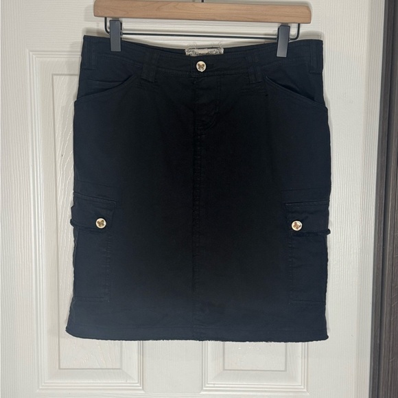 Women’s Black Love Stitch Skirt with Butterfly Buttons - Picture 1 of 15